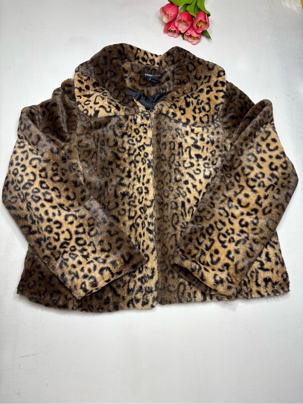 Robert Louis Women's Faux Fur
Leopard Print Jacket - Size L